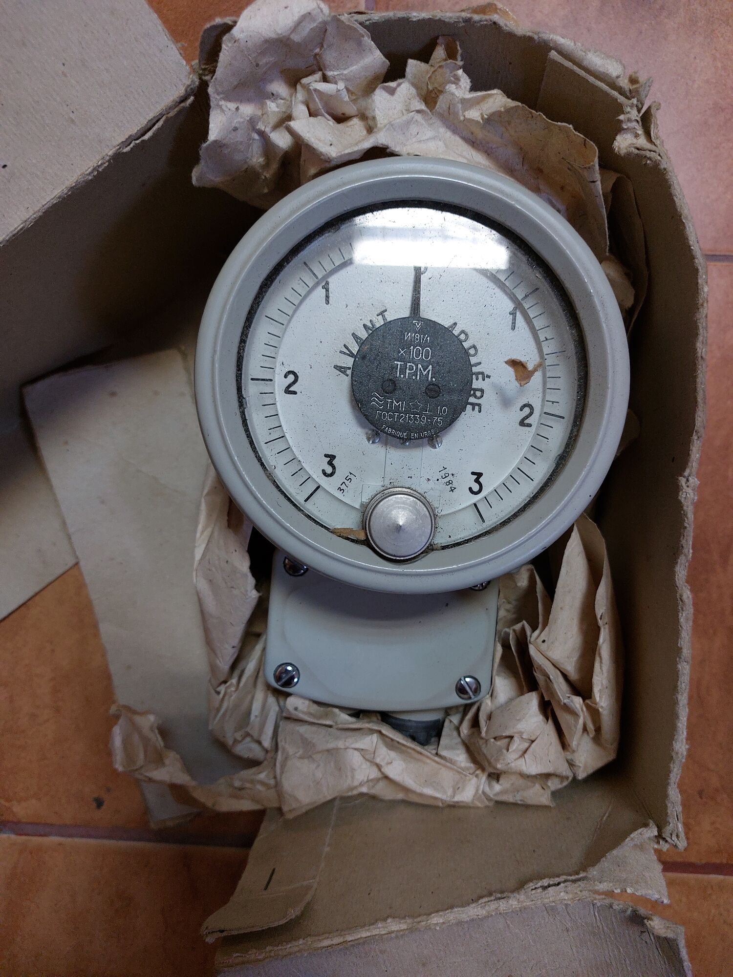 Тахометр И 181/1