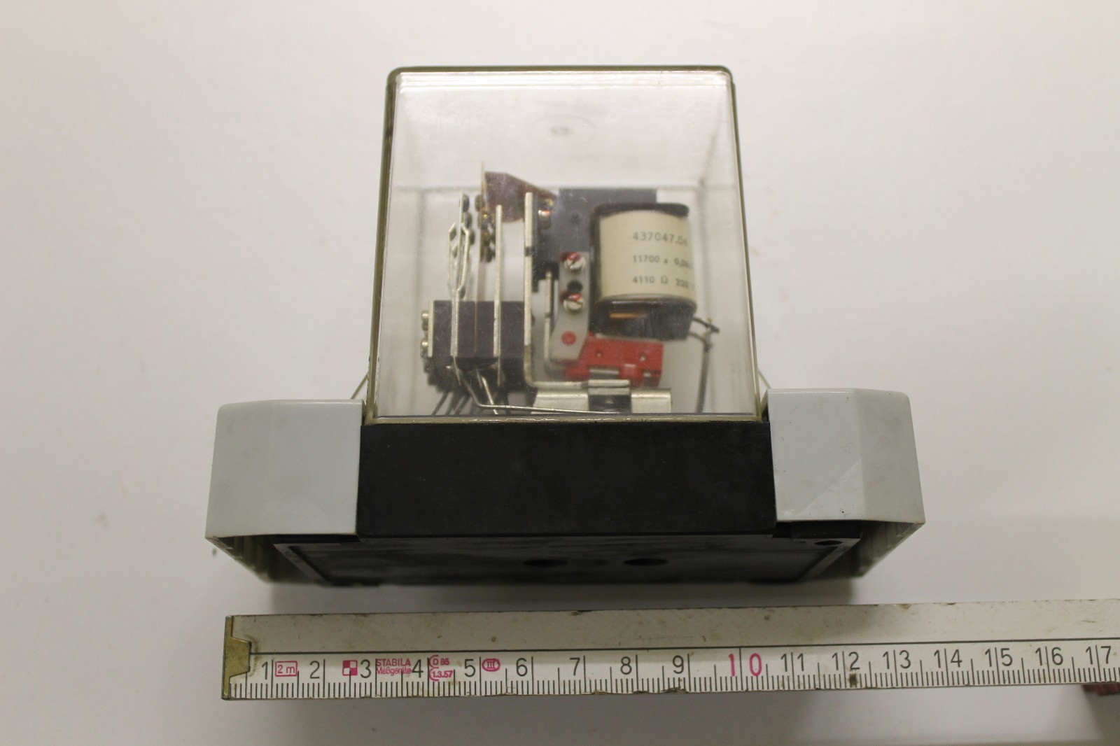 Реле RP 92-KC-R /220V;AC; 3 пары контактов
